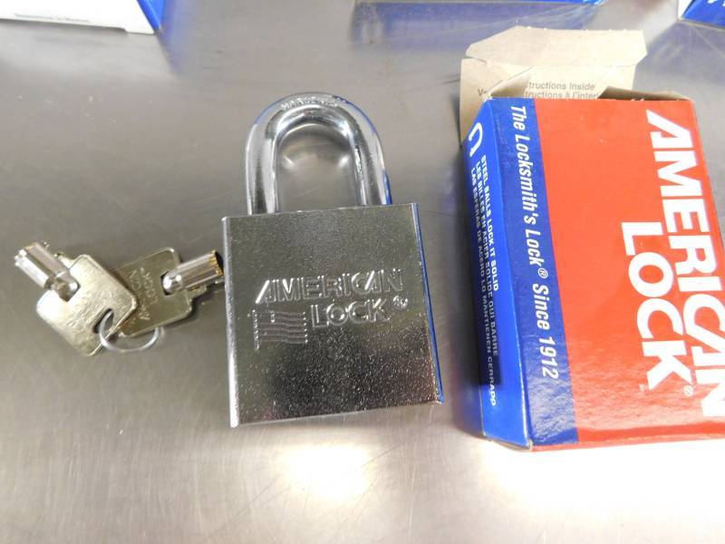 lot 1253 image: Lot of American Paddlocks Keyed Alike