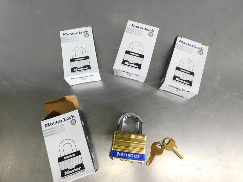 lot 1255 image: Lot of Master Lock Pad Locks Keyed Alike