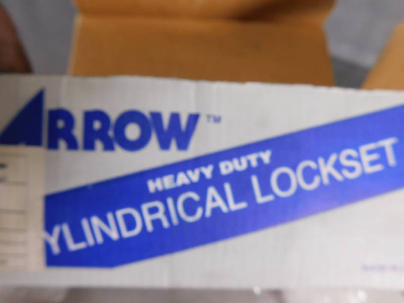lot 1259 image: Arrow Heavy Duty Cylinder Lock Set