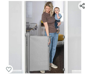 lot 52083 image: YOOFOR Retractable Baby Gate, Extra Wide Safety Kids or Pets Gate, 33 Tall, Extends to 55 Wide, Mesh Safety Dog Gate for Stairs, Indoor, Outdoor, Doorways, Hallways (Grey, 33x55 Inch (Pack of 1)