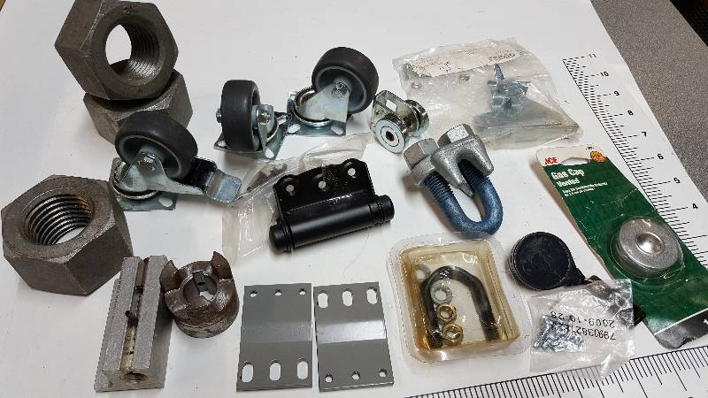 lot 7065 image: Box of assorted pieces.  What you see is what you get.  Bid on what you need and the rest is free