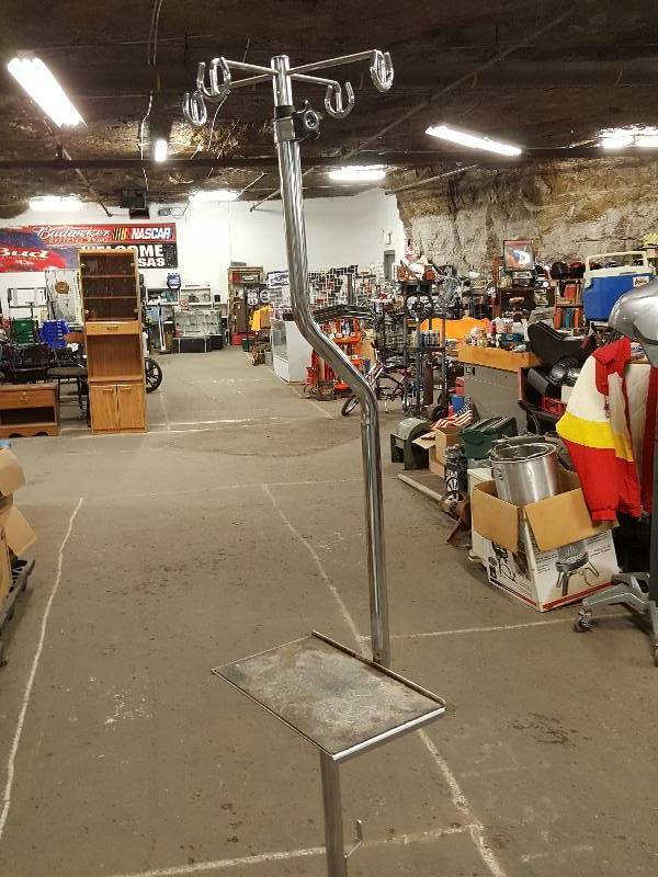 lot 7657 image: Adjustable height with these heavy 6 swivel casters, tool tray and chrome IV pole.