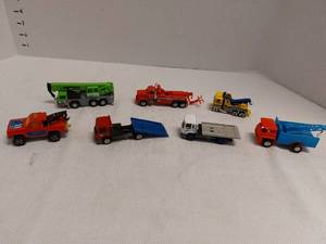 lot 39415 image: Mix of 7 Wreckers