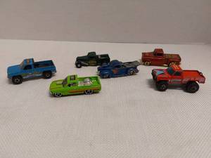 lot 39421 image: Mix of 6 Truck Vehicles