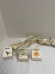 lot 39463 image: 3 electric blanket controls