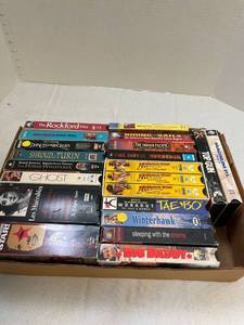 lot 39483 image: 21 VHS tapes
