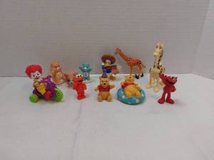 lot 39502 image: Mix of Childrens Toys. Nice Condition