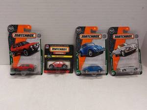 lot 39511 image: Mix of 4 Matchbox Vehicles