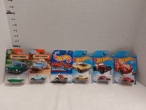 lot 39514 image: Mix of 6 Volkswagen Hot Wheels and Matchbox Vehicles