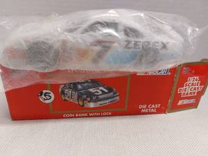 lot 39522 image: Alan Kulwicki #7 Die-Cast Coin Bank