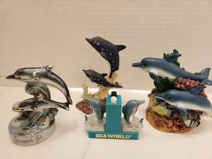 lot 39535 image: Group of Dolphin Figurines