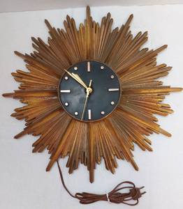 lot 39551 image: Mid Century Modern 60s Syroco 16 starburst clock, Works $195