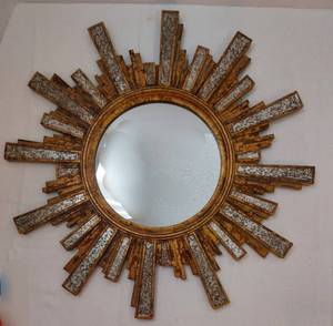 lot 39552 image: Mid-Century French Giltwood and Cut Glass Wall Sunburst Mirror, 23