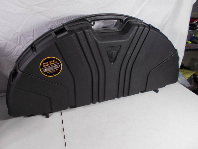 lot 4683 image: Plano Compound Bow Case