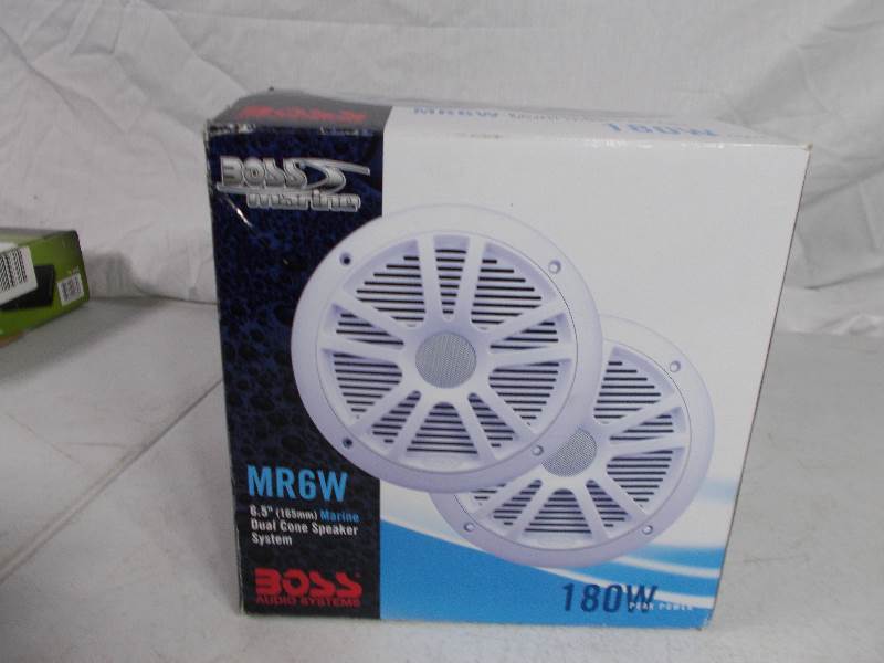 lot 4709 image: Boss Marine Speakers