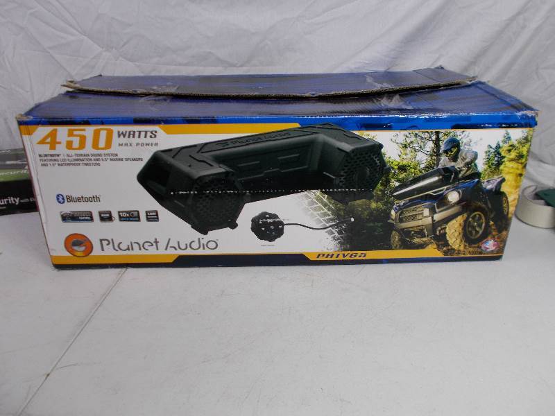 lot 4699 image: Planet Audio Atv65