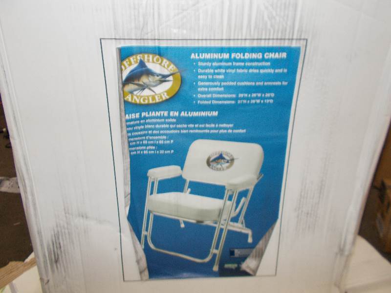 lot 4671 image: Bass Pro Deck Chair