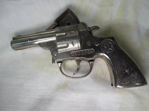 lot 30403 image: Metal Trooper Revolver  Vintage Cap Gun