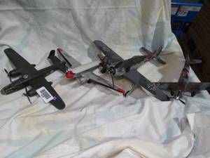 lot 30409 image: Lot of 5 Model War Planes  Nice Condition