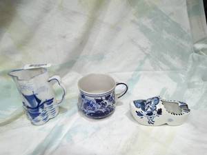 lot 30426 image: Delft Blue Collectibles