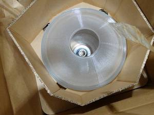 lot 30483 image: Large Workshop  Barn  - BL2X175PMD Light  New in Box