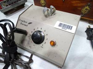 lot 30540 image: Feather Burner  Power Base - No tool