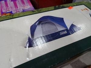 lot 30586 image: Coleman Crestline Dome Tent