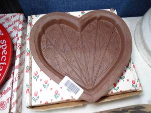 lot 30631 image: Heartstone Shortbread Mold in Box
