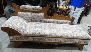lot 30475 image: Vintage Floral Print Chaise Lounge  Fainting Couch  Unique Fold Out Bed  L00K