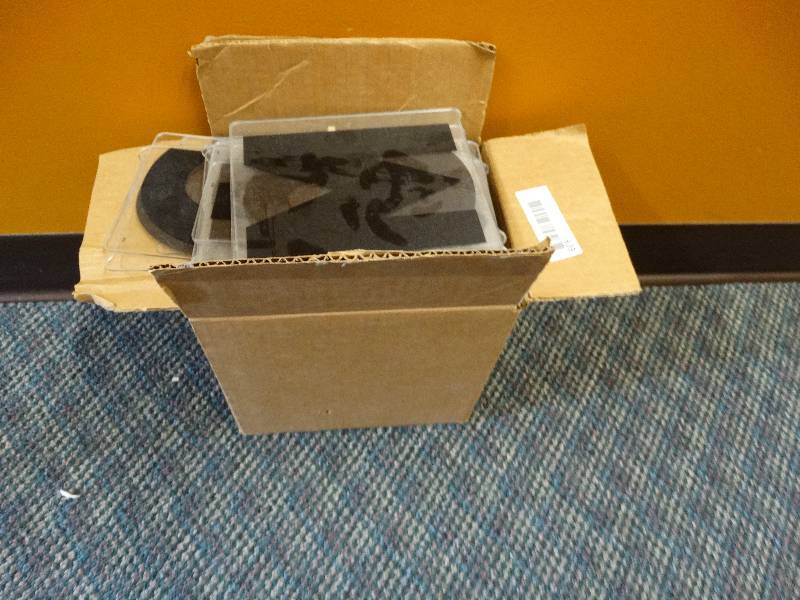 lot 639 image: Box of sign letters.
