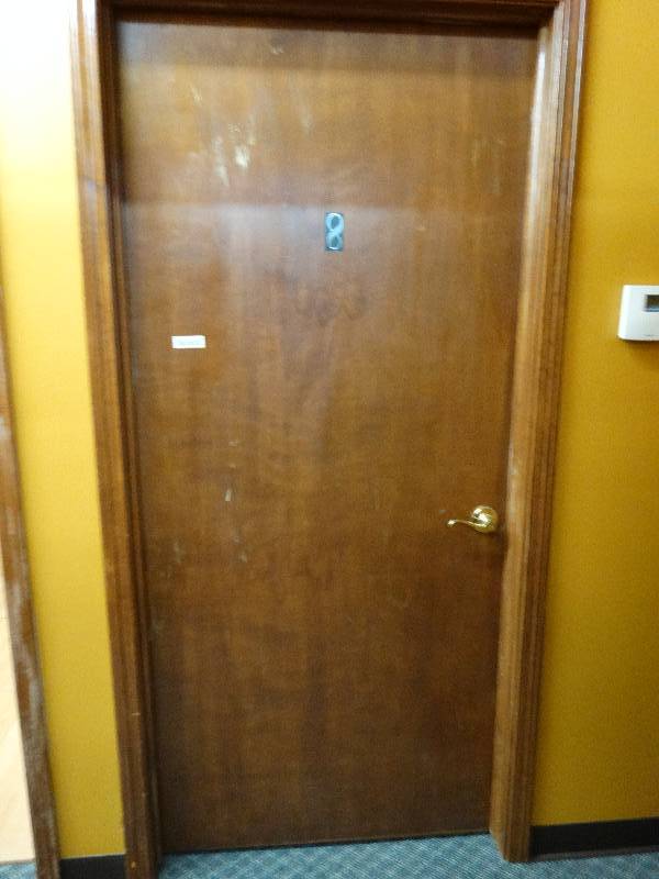lot 649 image: 36 door, handle & hinge included.