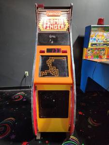 lot 22533 image: Namco Flamin Finger Arcade