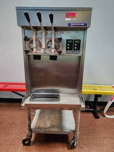 lot 22551 image: Stoelting Model S31-181-OT2 Ice Cream Maker