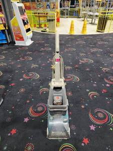 lot 47235 image: Hover Steam Vac Model LS3600