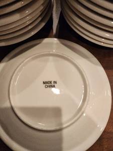 lot 47271 image: Lot of 47 Saucers