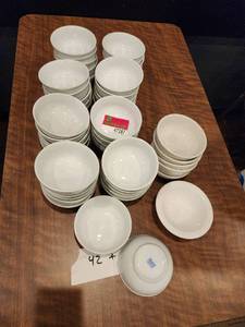 lot 47287 image: Lot of 42 Delco Ceramicor Porcelian Bowls