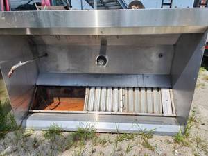 lot 22546 image: 6ft Larkin Exhaust&nbspHood