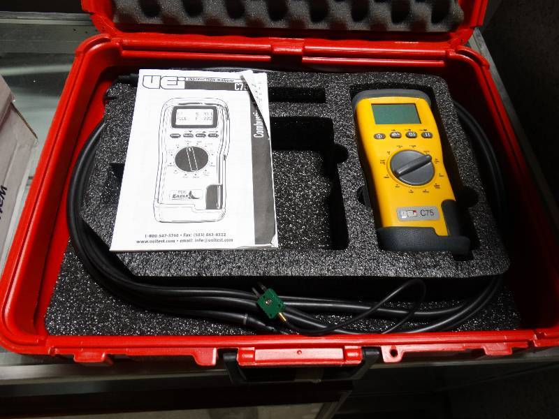 lot 446 image: UEI Eagle combustion analyzer gas sniffer in case. C75 meter