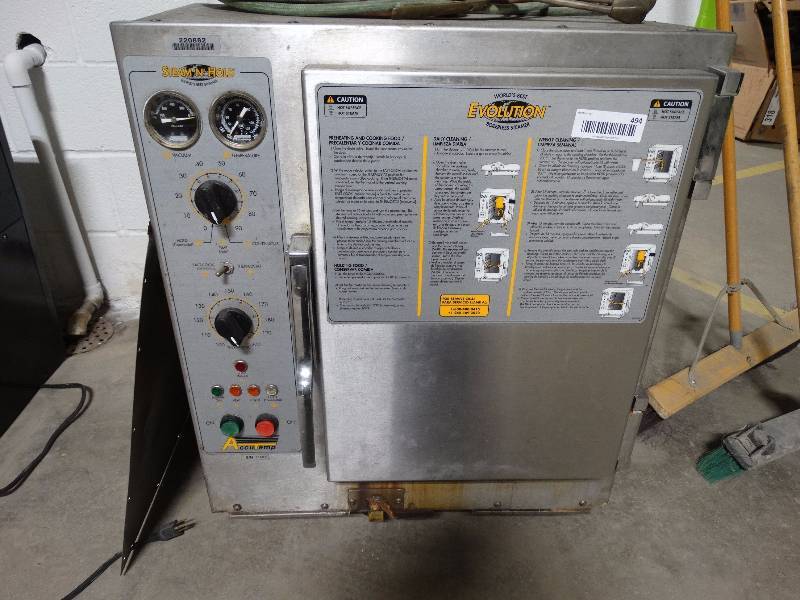 lot 494 image: Accu-Temp Steam-N-Hold Evolution