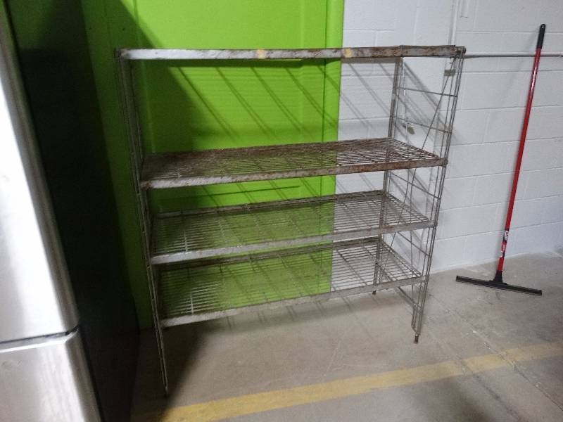 lot 534 image: Metal storage rack