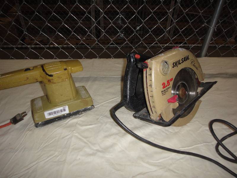 lot 257 image: Lot of Power Tools