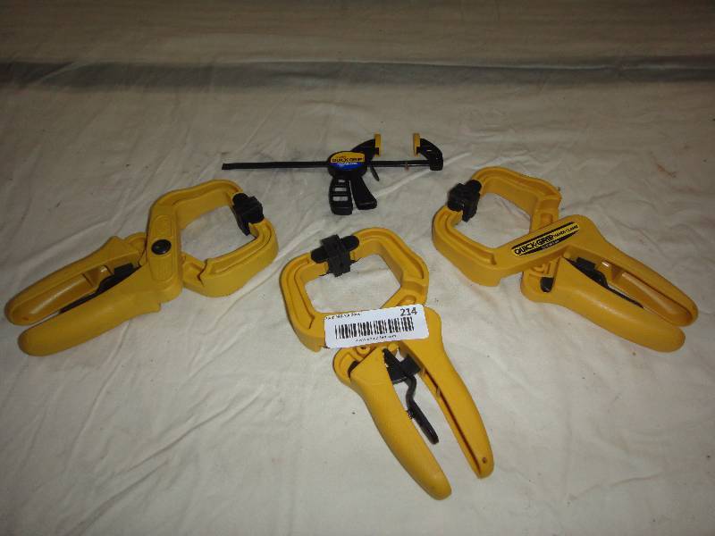lot 214 image: Lot of Clamps