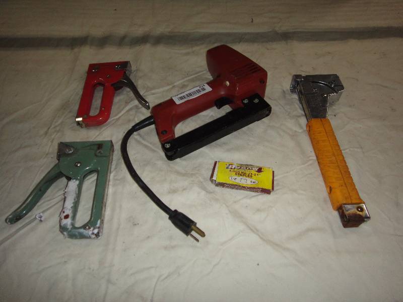lot 834 image: Lot of Random Tools
