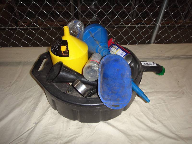 lot 836 image: Lot of Random Tools