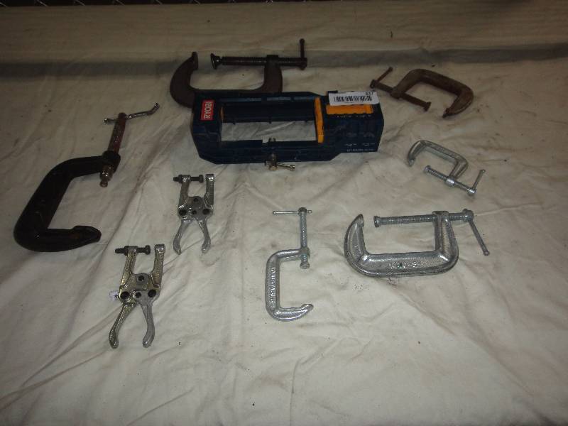 lot 8370 image: Lot of C Clamps