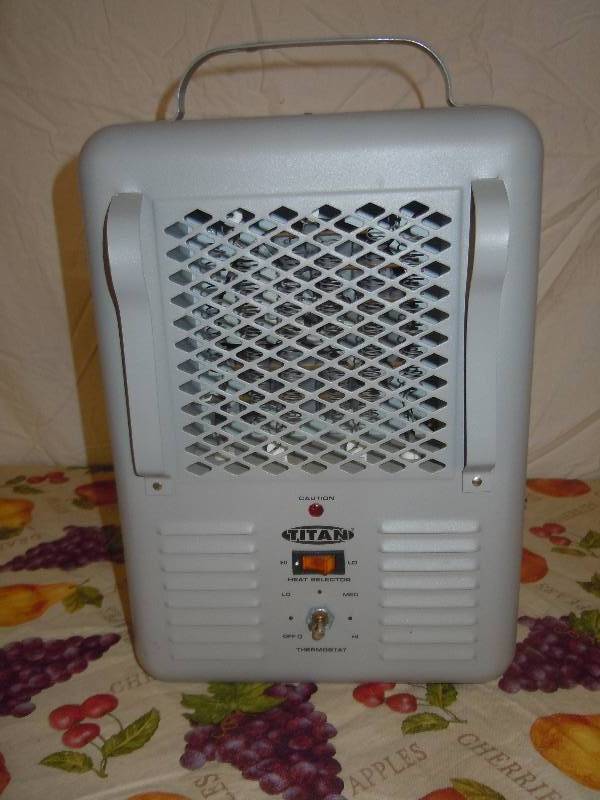 lot 765 image: Rival Heater