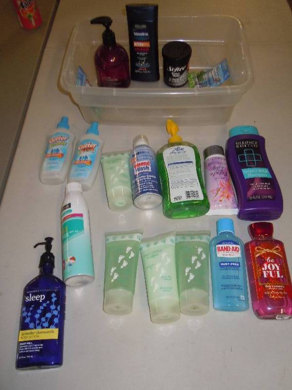 lot 780 image: Lot of Bathroom Products