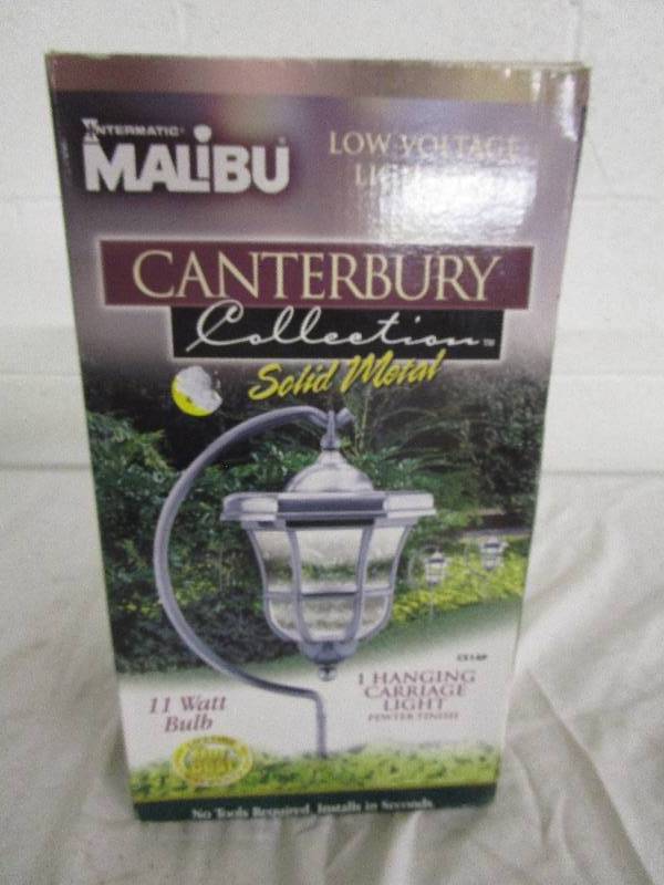lot 867 image: Malibu Light