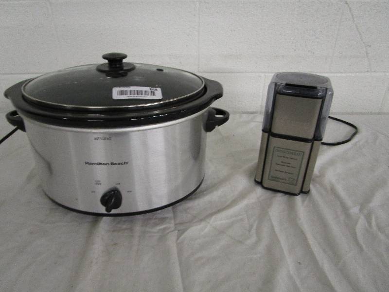 lot 868 image: Kitchen Appliances