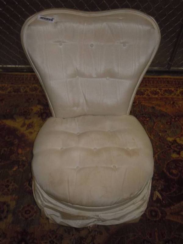 lot 306 image: Parlor Chair